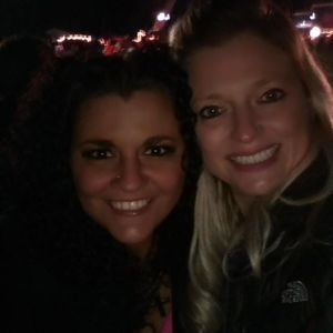 Meet your Posher, Carrie